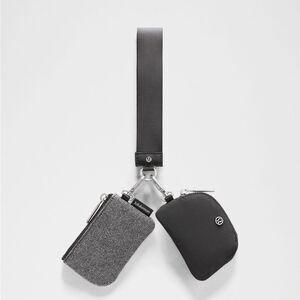 NWT Dual Pouch Wristlet *Glitter : Dark Silver/Graphite